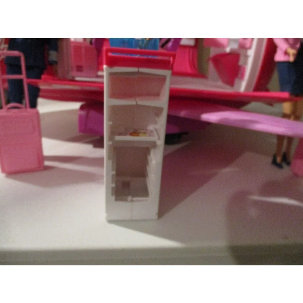 Barbie Pink Jumbo Jet With Accessories Plus Pilot & Stewardess Barbie Dolls